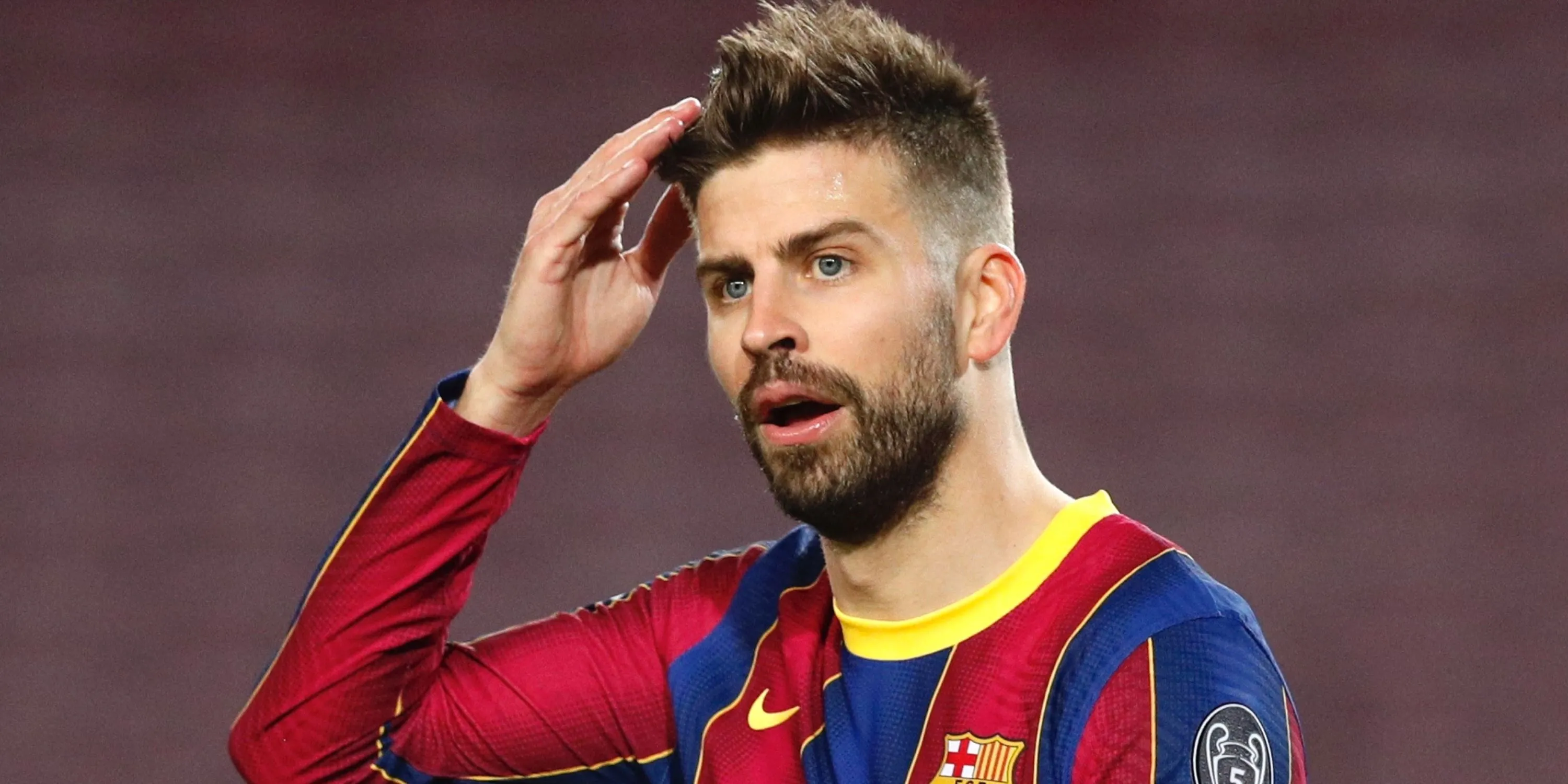 Gerard Pique, huyền thoại Barcelona, ăn mừng tại Champions League