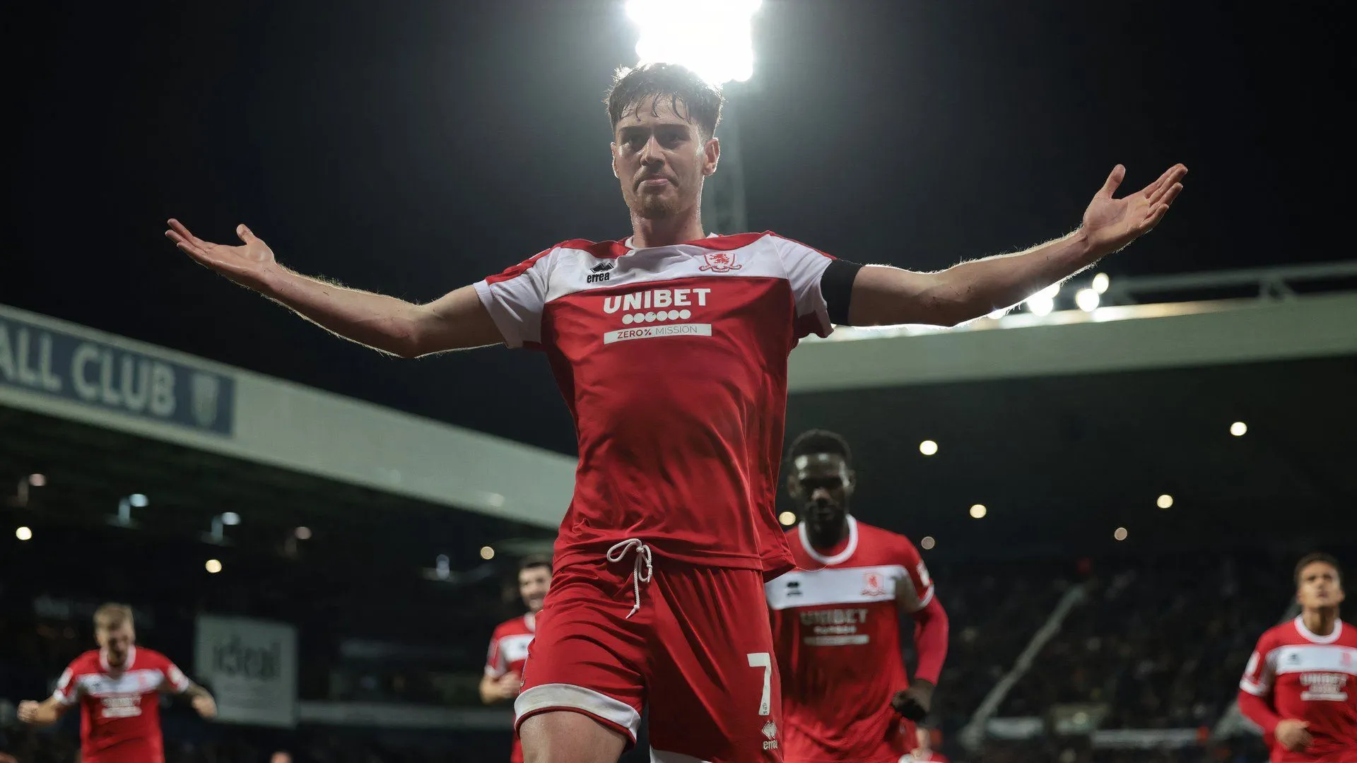 Hayden Hackney tiền vệ trung tâm triển vọng của Middlesbrough