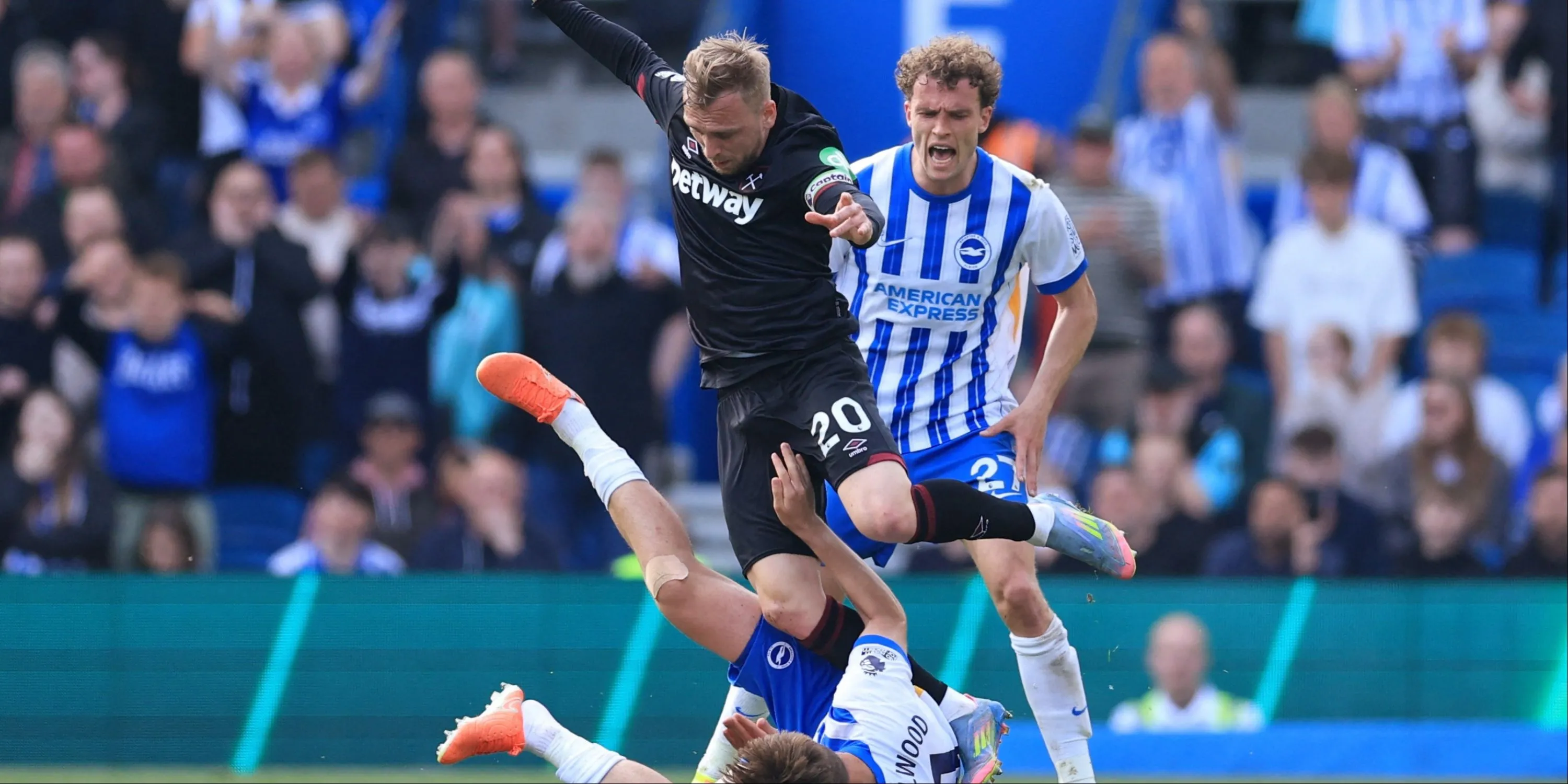 Jarrod Bowen thi đấu nổi bật với 2 kiến tạo cho West Ham trước Brighton
