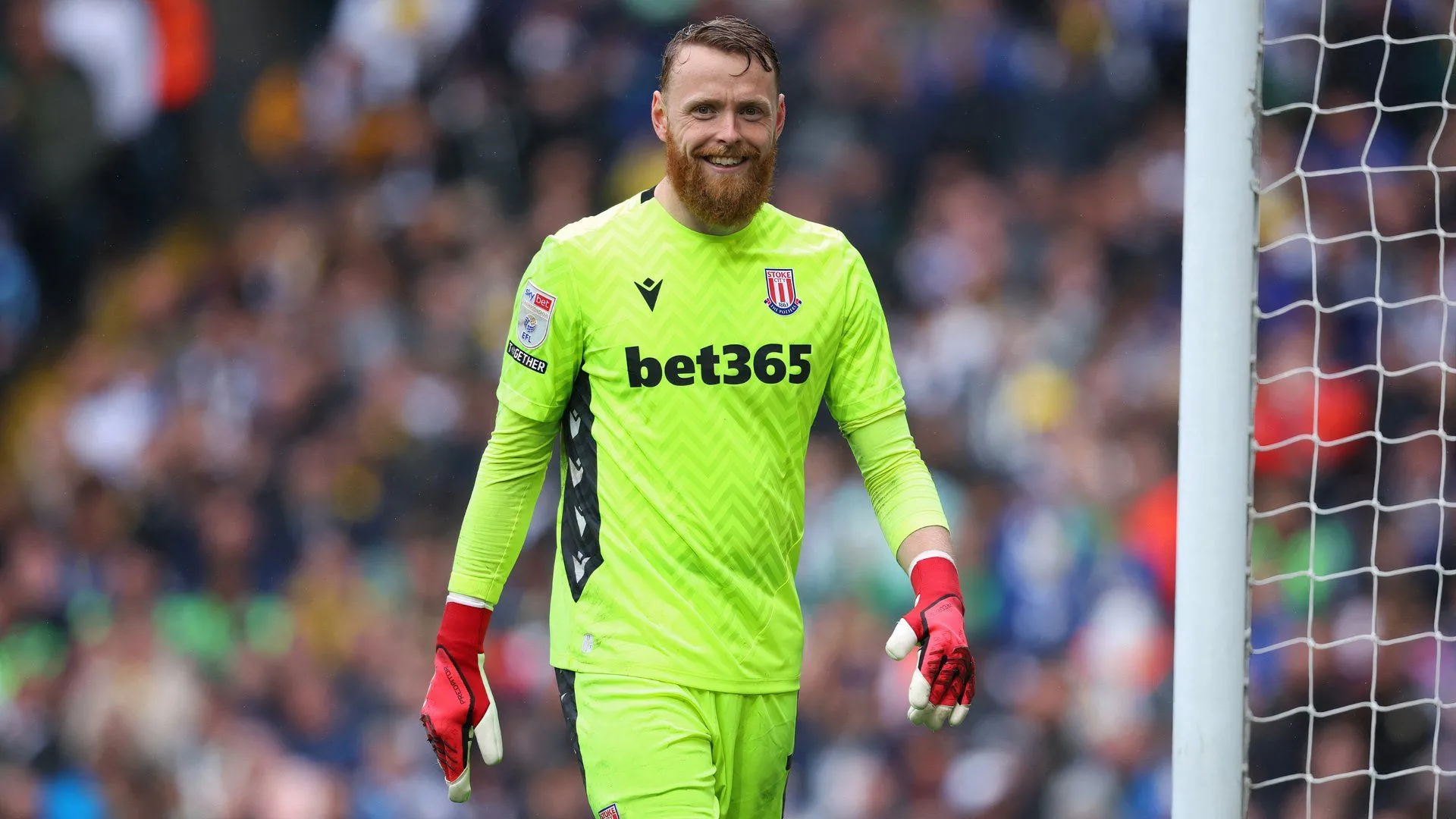Thủ môn Viktor Johansson, cầu thủ xuất sắc nhất mùa của Stoke, có thể ra đi hè này