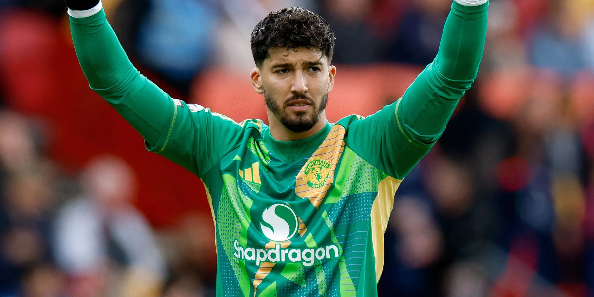 Lavia bị CĐV Liverpool chế nhạo và màn đáp trả đầy ẩn ý