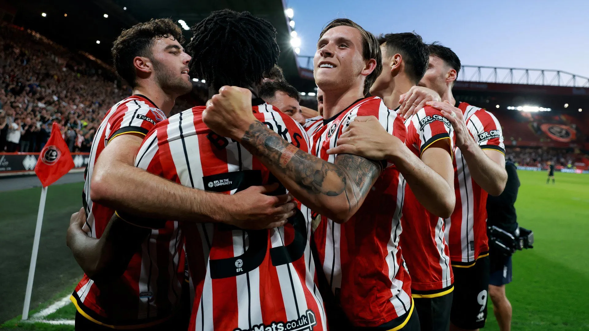 Các cầu thủ Sheffield United trong một trận đấu tại Championship