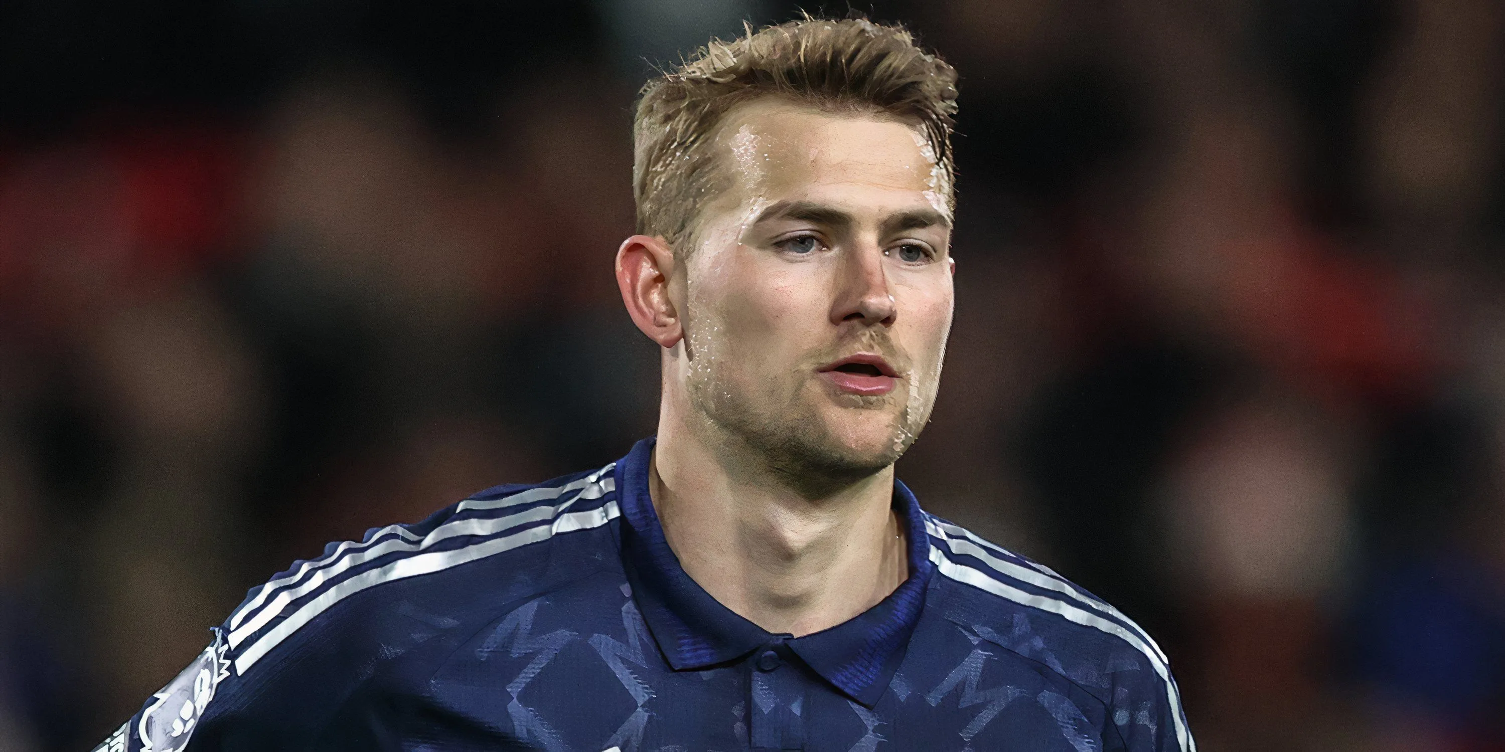 Matthijs de Ligt trong màu áo Man Utd đối mặt với nguy cơ chấn thương nghiêm trọng
