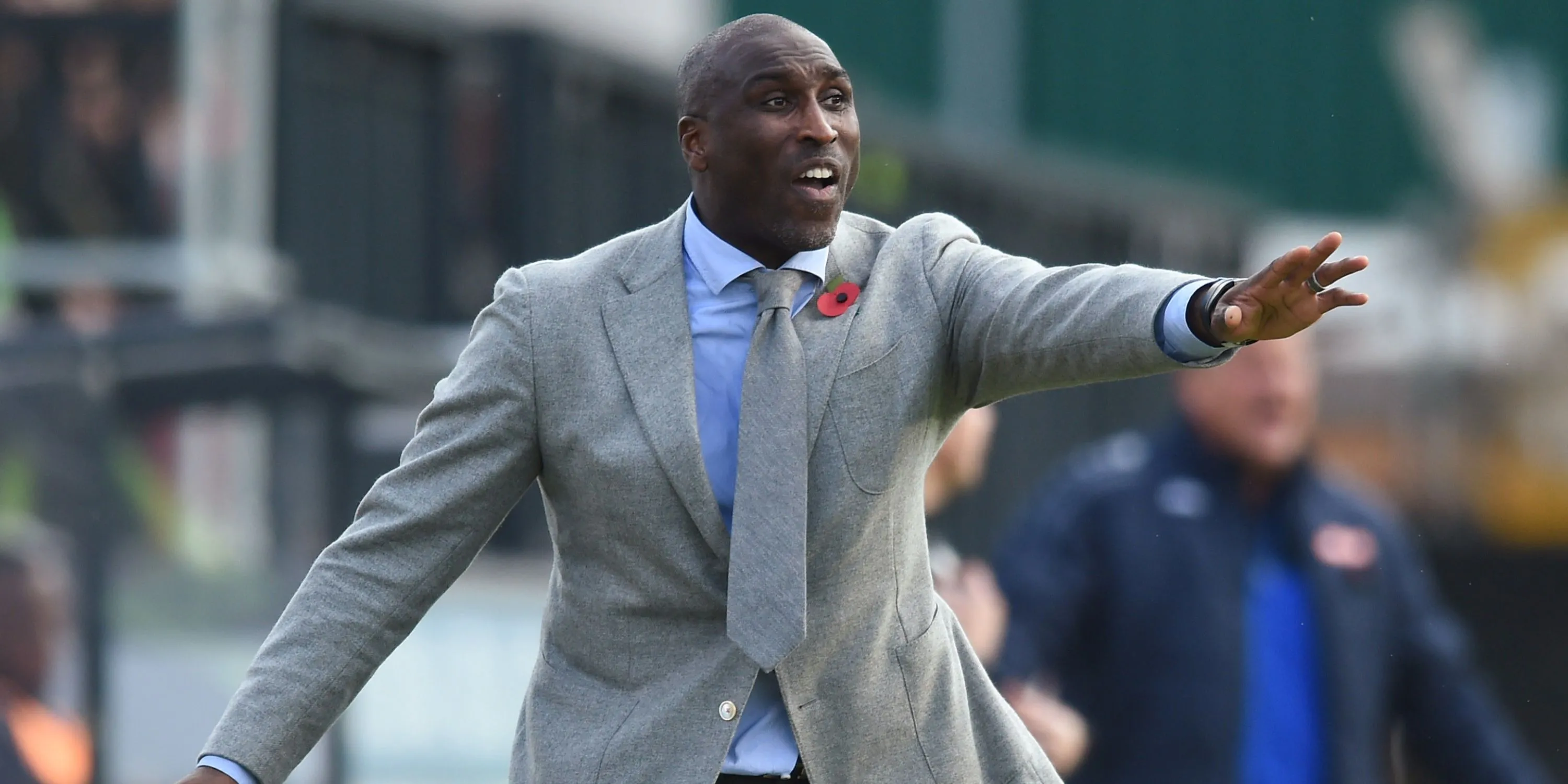 Sol Campbell trong vai trò HLV, tự tin về di sản bóng đá của mình
