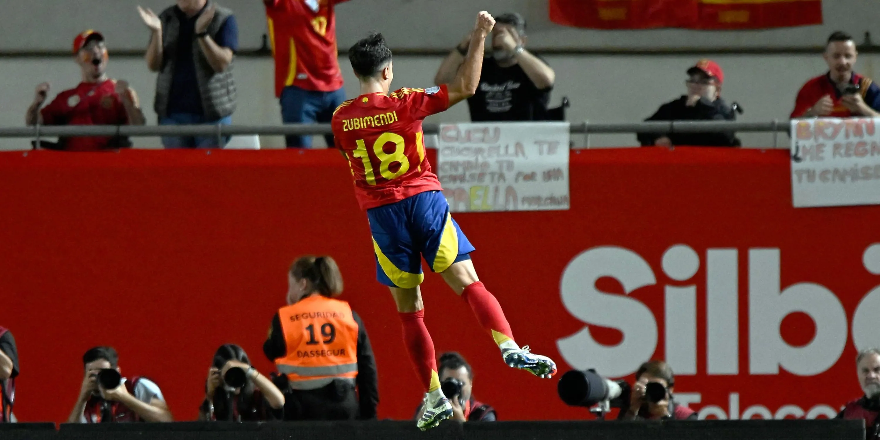 Tiền vệ Martin Zubimendi của Real Sociedad được Arsenal kỳ vọng chiêu mộ thành công