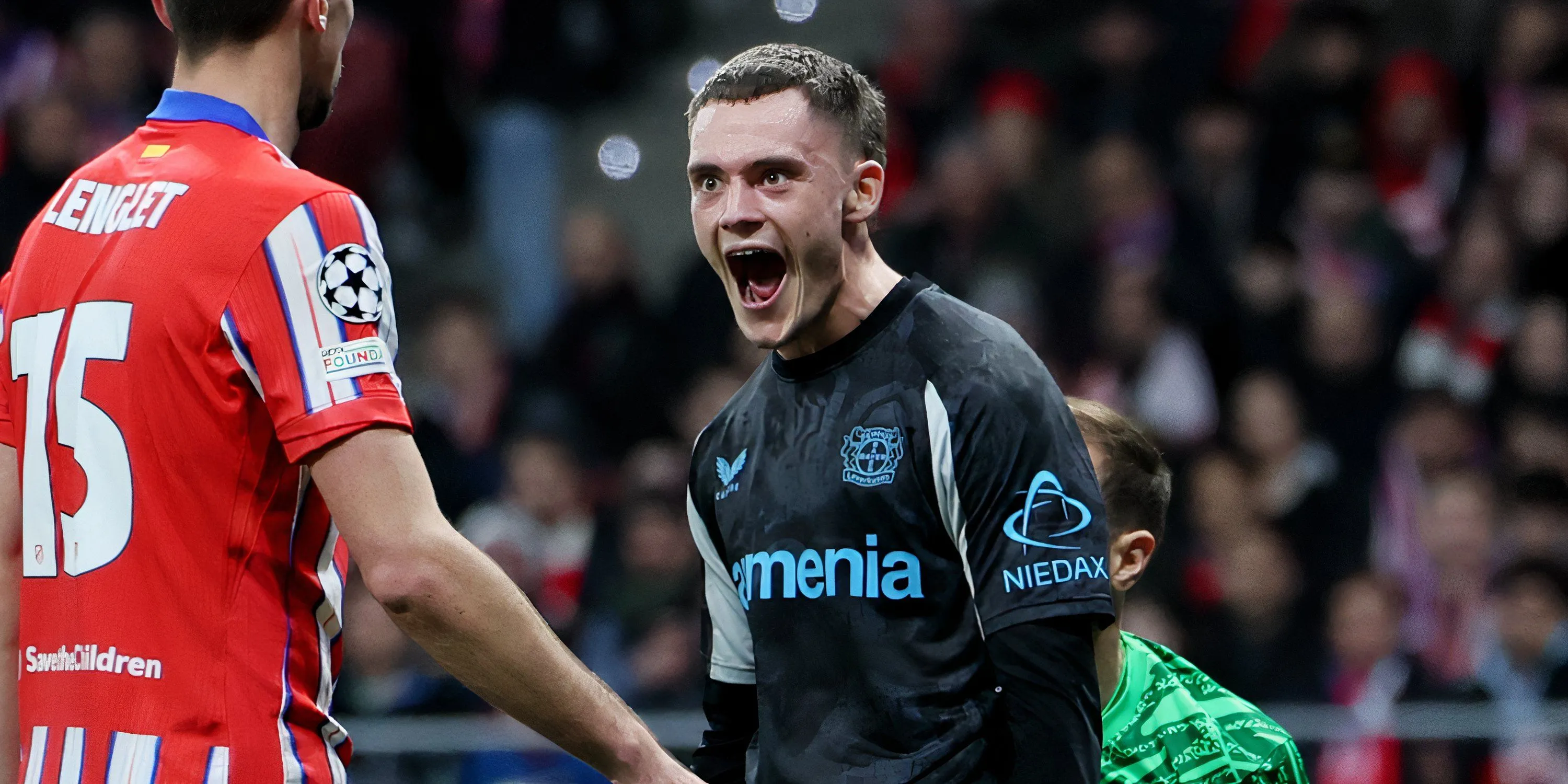 Wolves Ráo Riết Tìm Người Thay Rayan Ait-Nouri: Trai Hume Từ Sunderland Có Xứng Đáng?