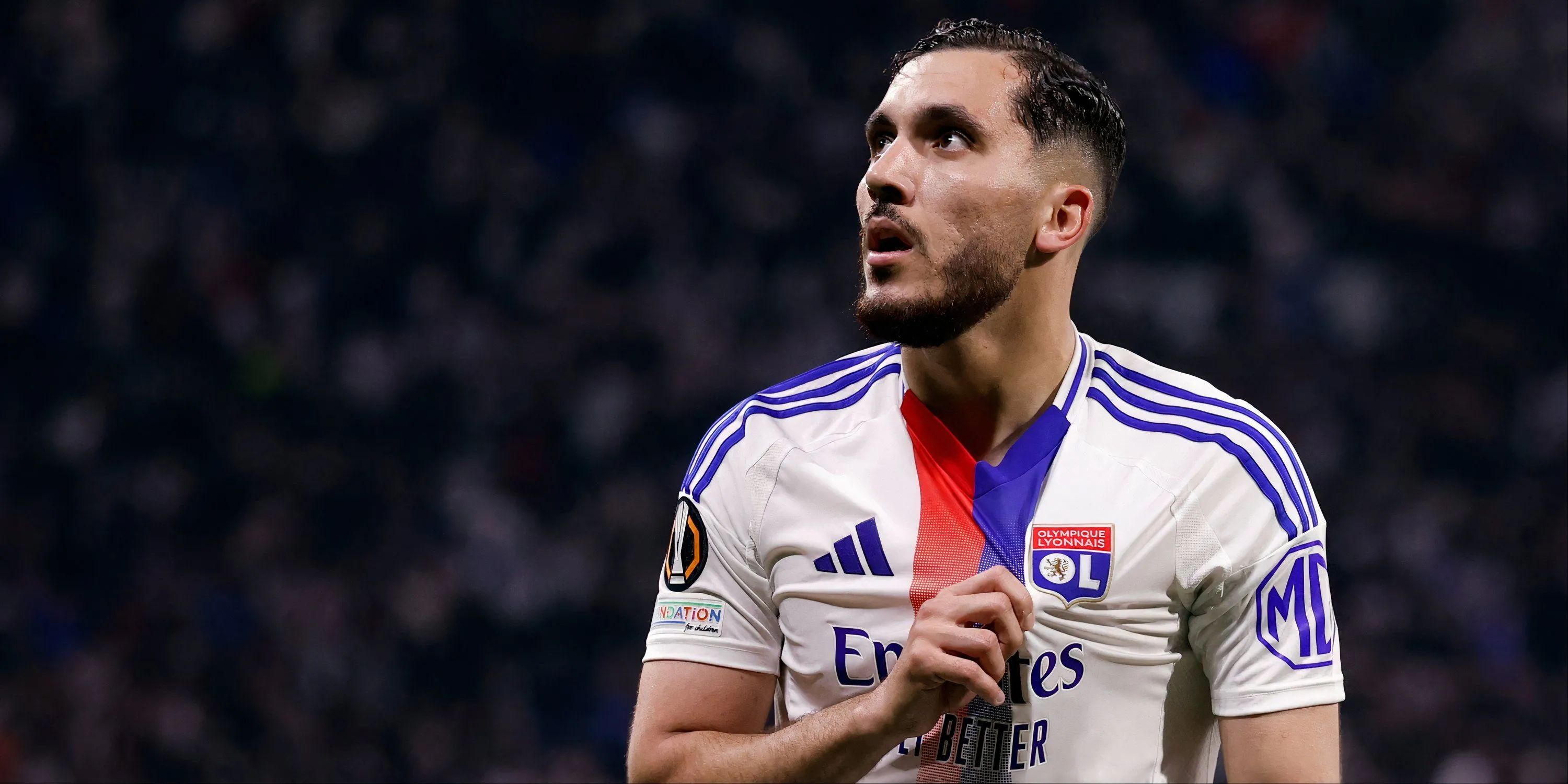 Cầu thủ trẻ Rayan Cherki của Lyon, mục tiêu tiềm năng của Manchester City.
