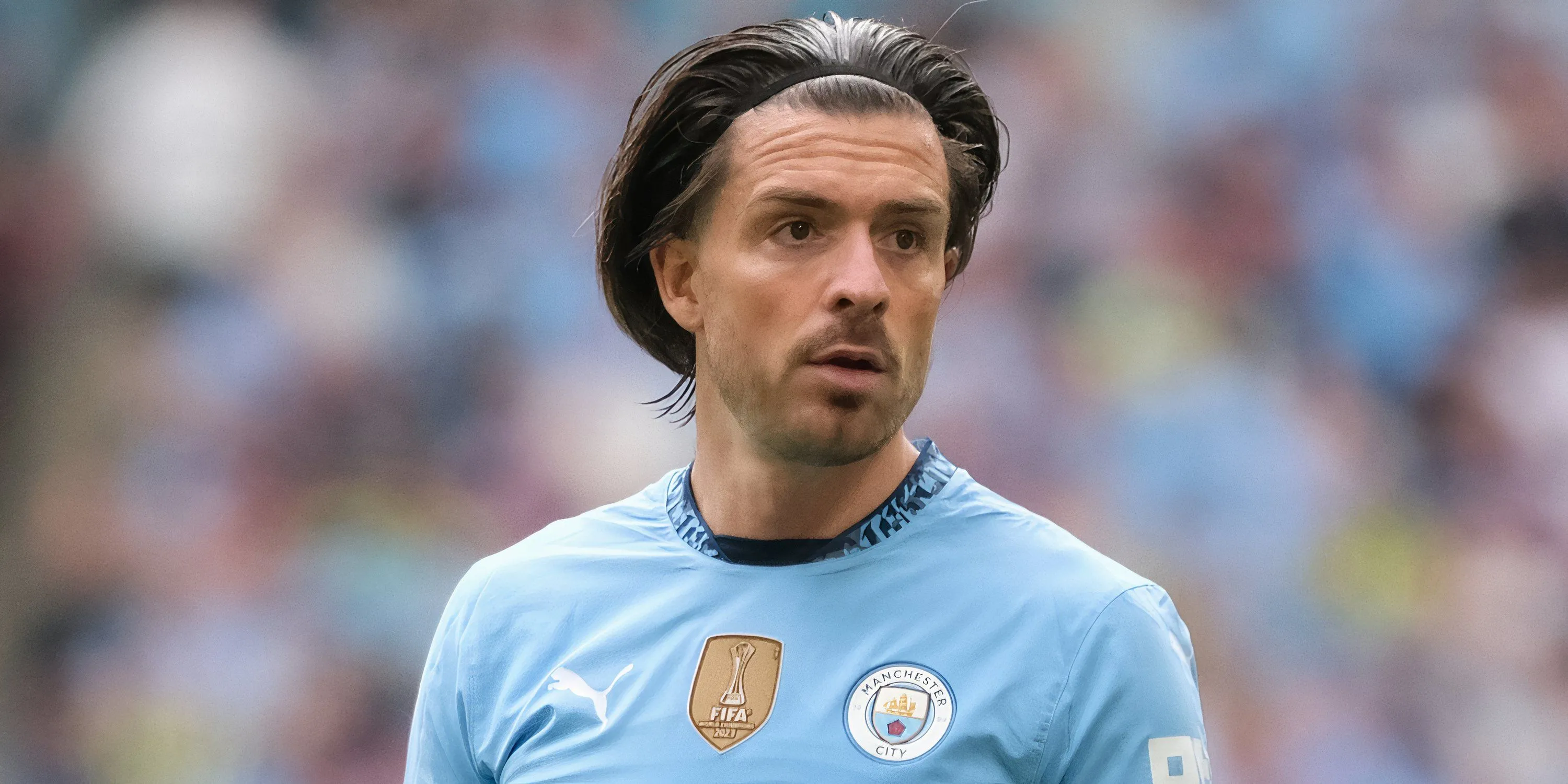 Jack Grealish trong màu áo Man City thi đấu tại Premier League