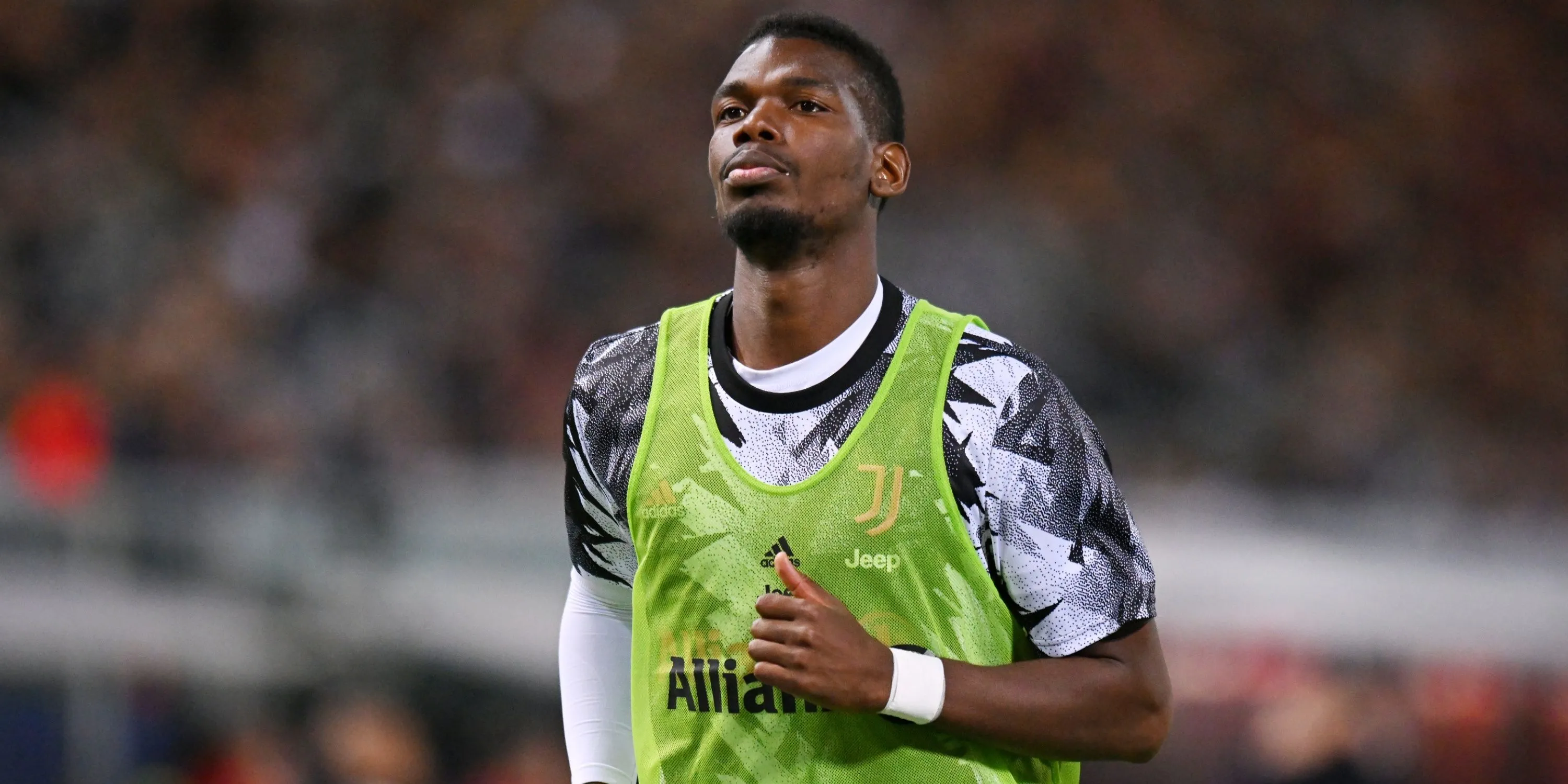 Paul Pogba thi đấu trong màu áo Juventus