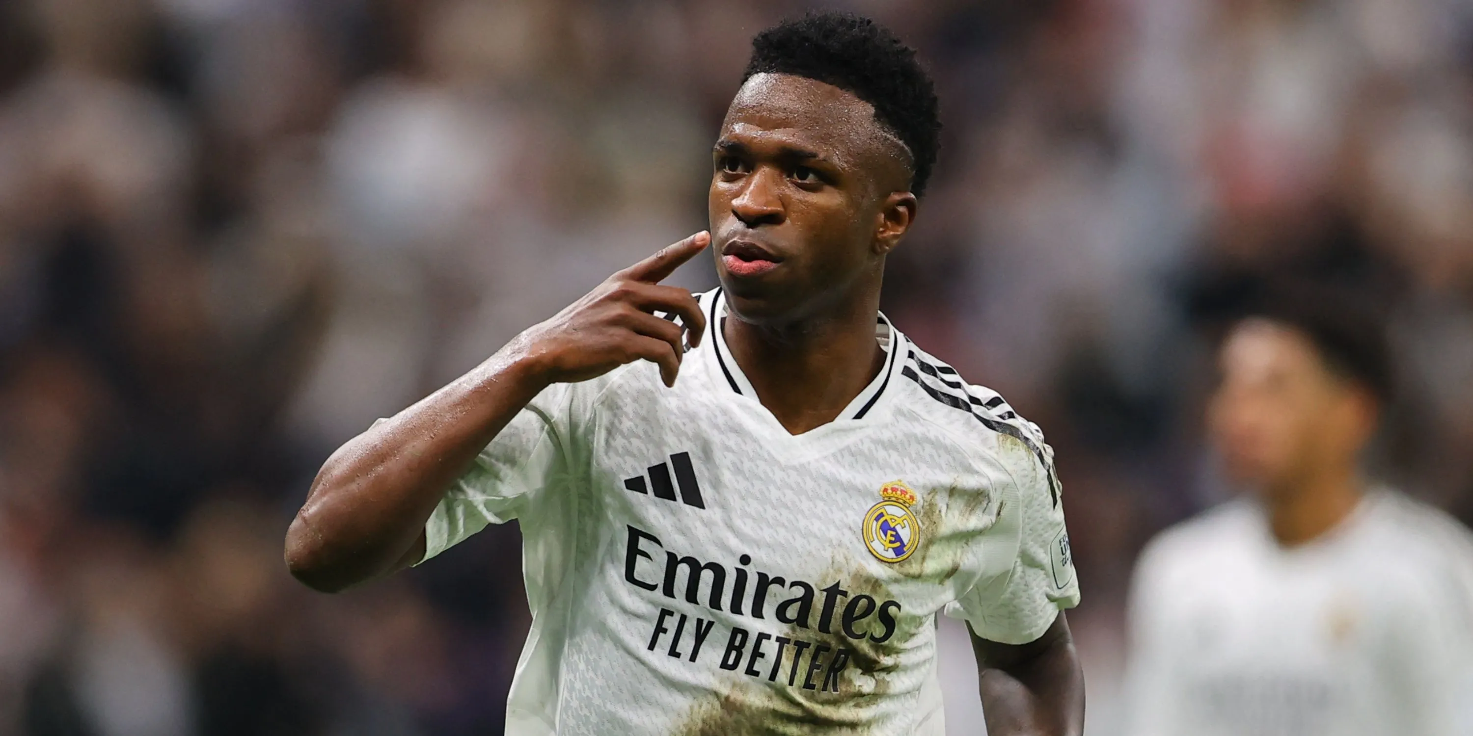 Vinicius Jr. ăn mừng cùng Real Madrid