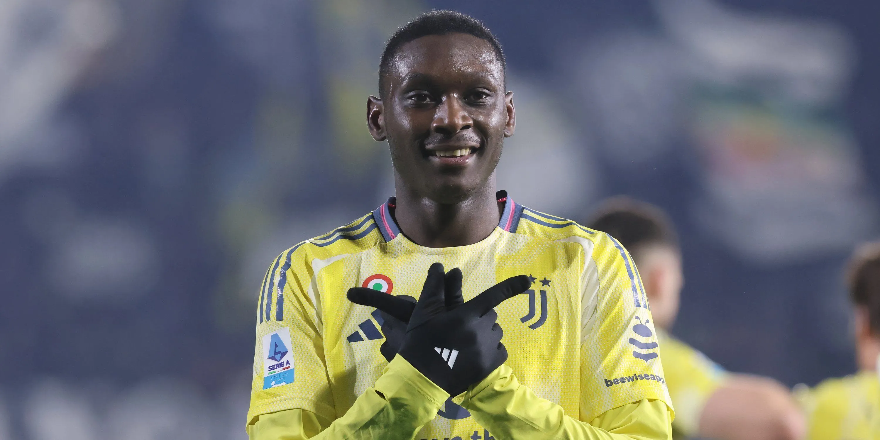 Randal Kolo Muani ăn mừng bàn thắng cho Juventus, mục tiêu của Tottenham