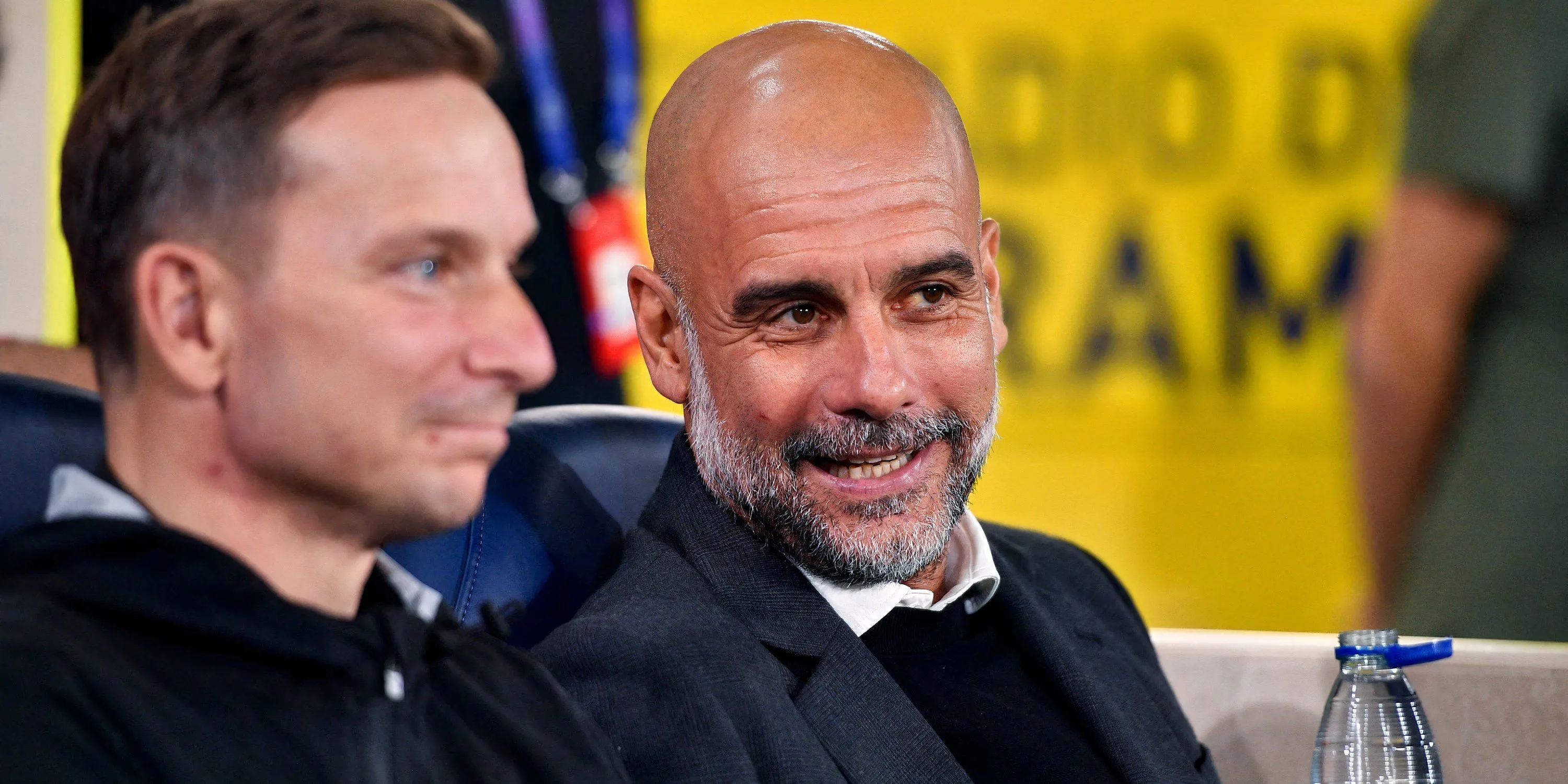 HLV Pep Guardiola chỉ đạo Man City