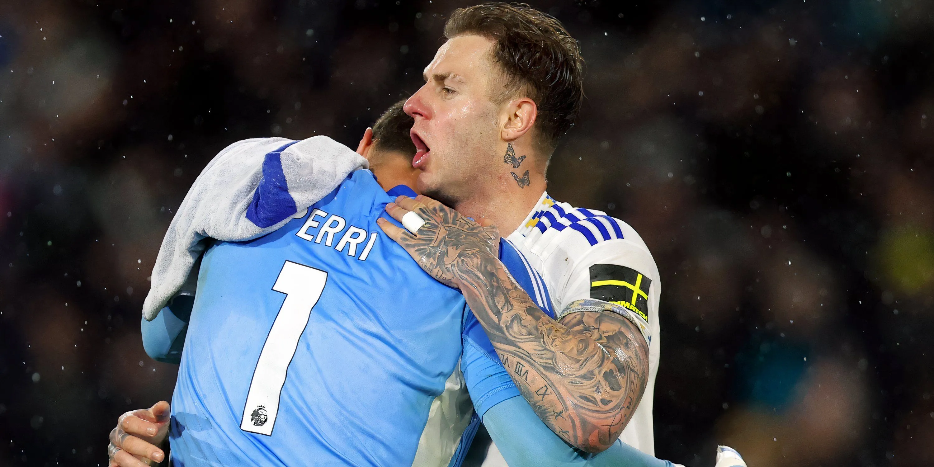 Joe Rodon bật cao đánh đầu ghi bàn cho Leeds, biểu tượng của hàng thủ