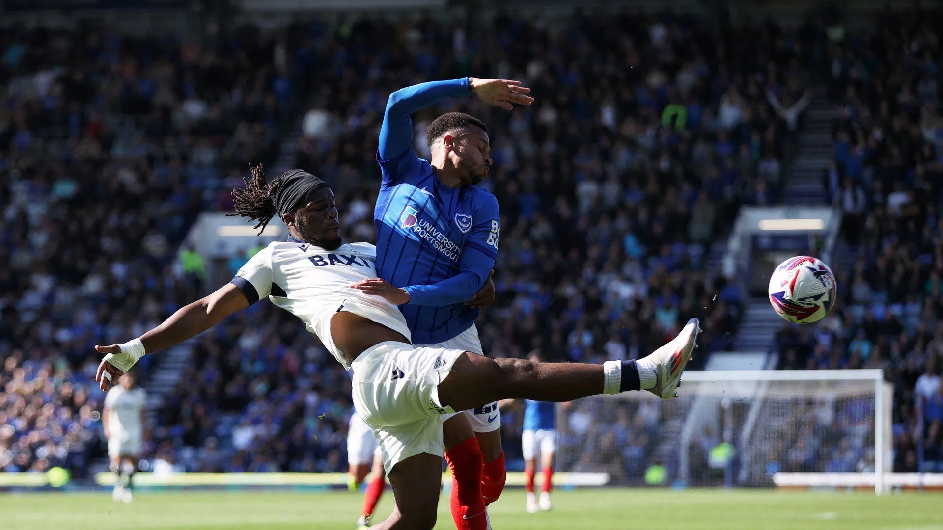 Josh Murphy ở Portsmouth, đóng góp lớn với bàn thắng và kiến tạo tại Championship