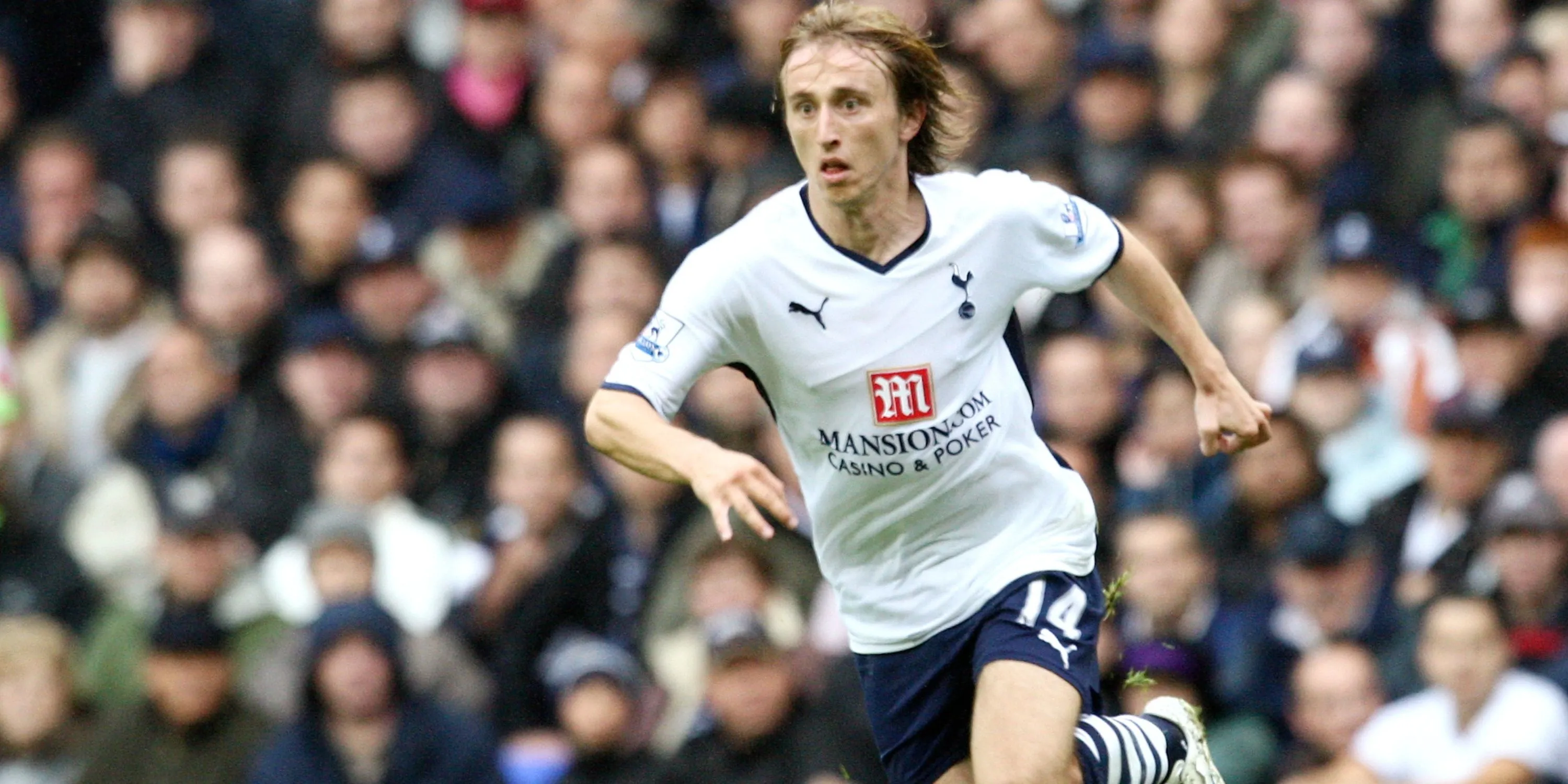 Luka Modrić trong màu áo Tottenham, biểu tượng của tiền vệ sáng tạo