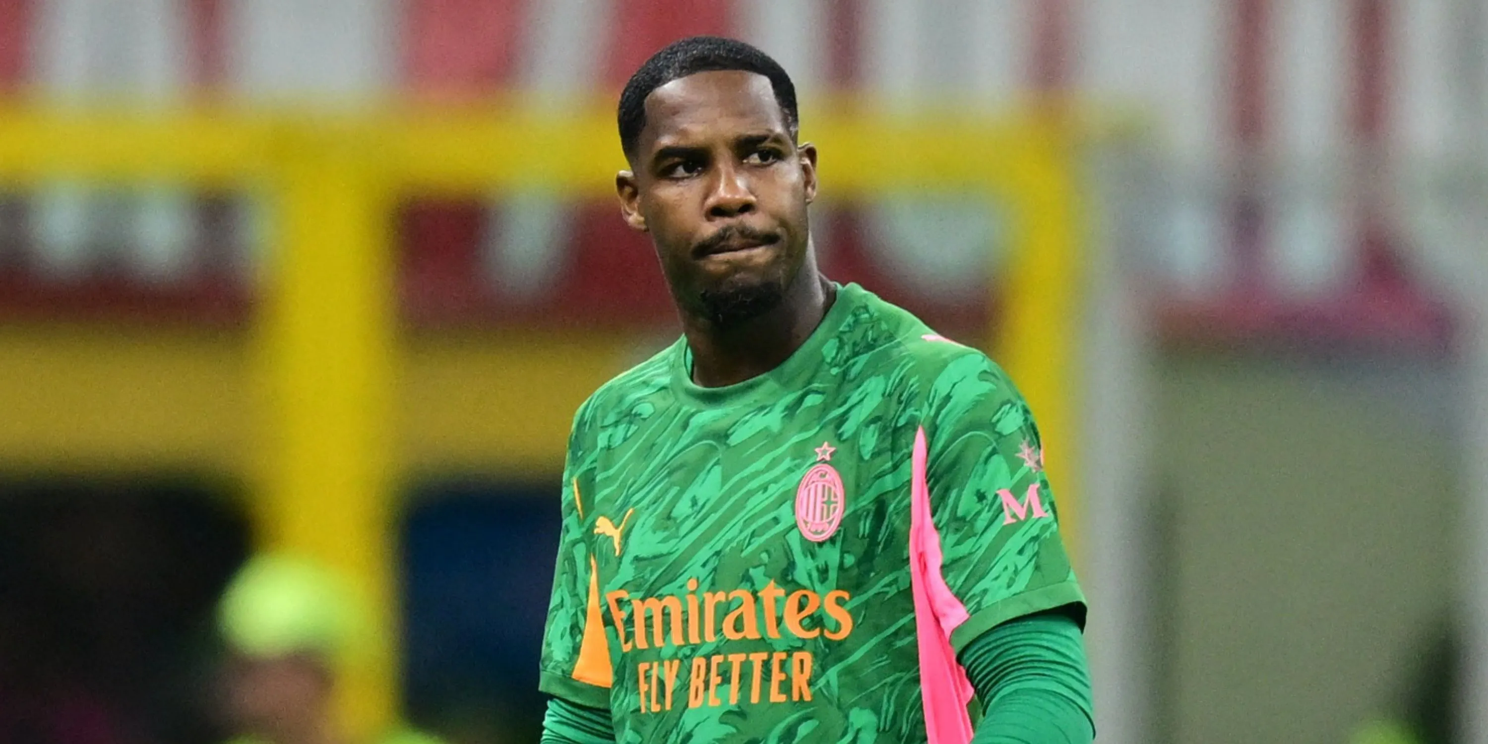 Mike Maignan trong màu áo AC Milan có thể là mục tiêu của Chelsea