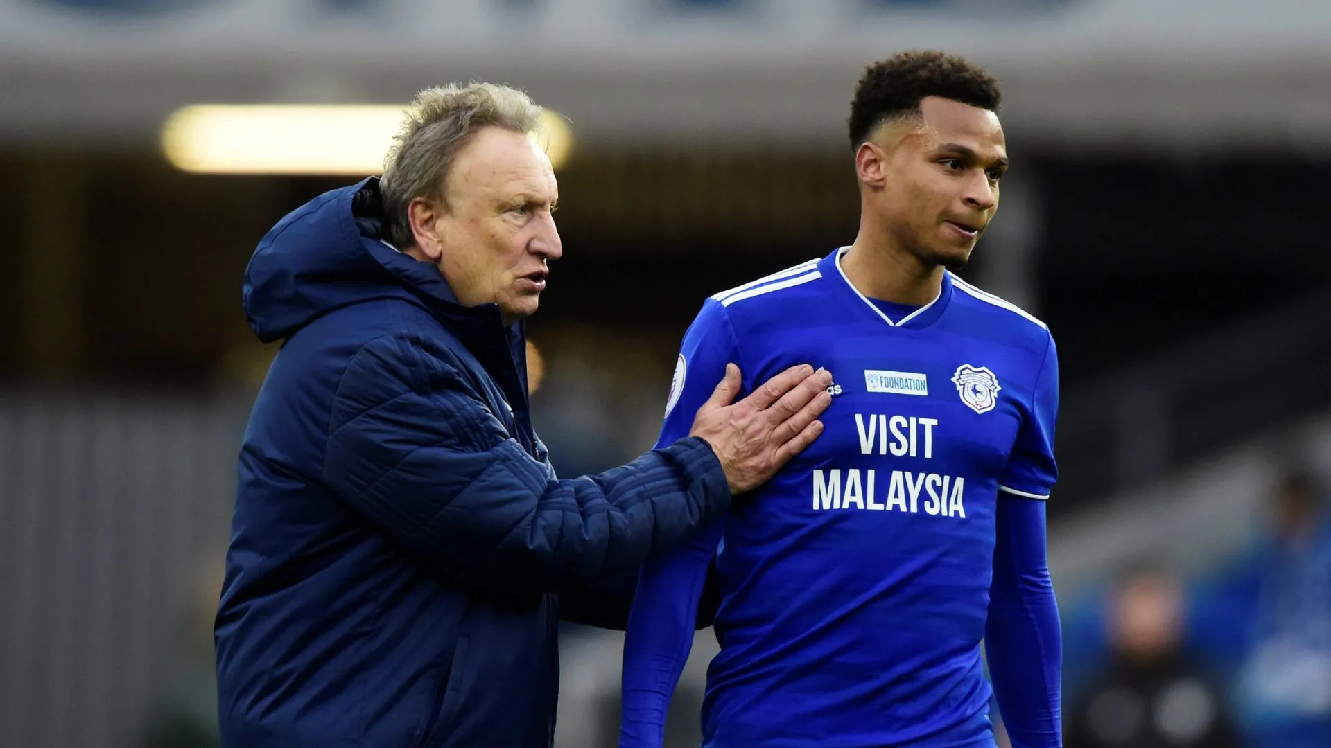 Neil Warnock trao đổi cùng Josh Murphy, thời điểm chuyển đến Cardiff