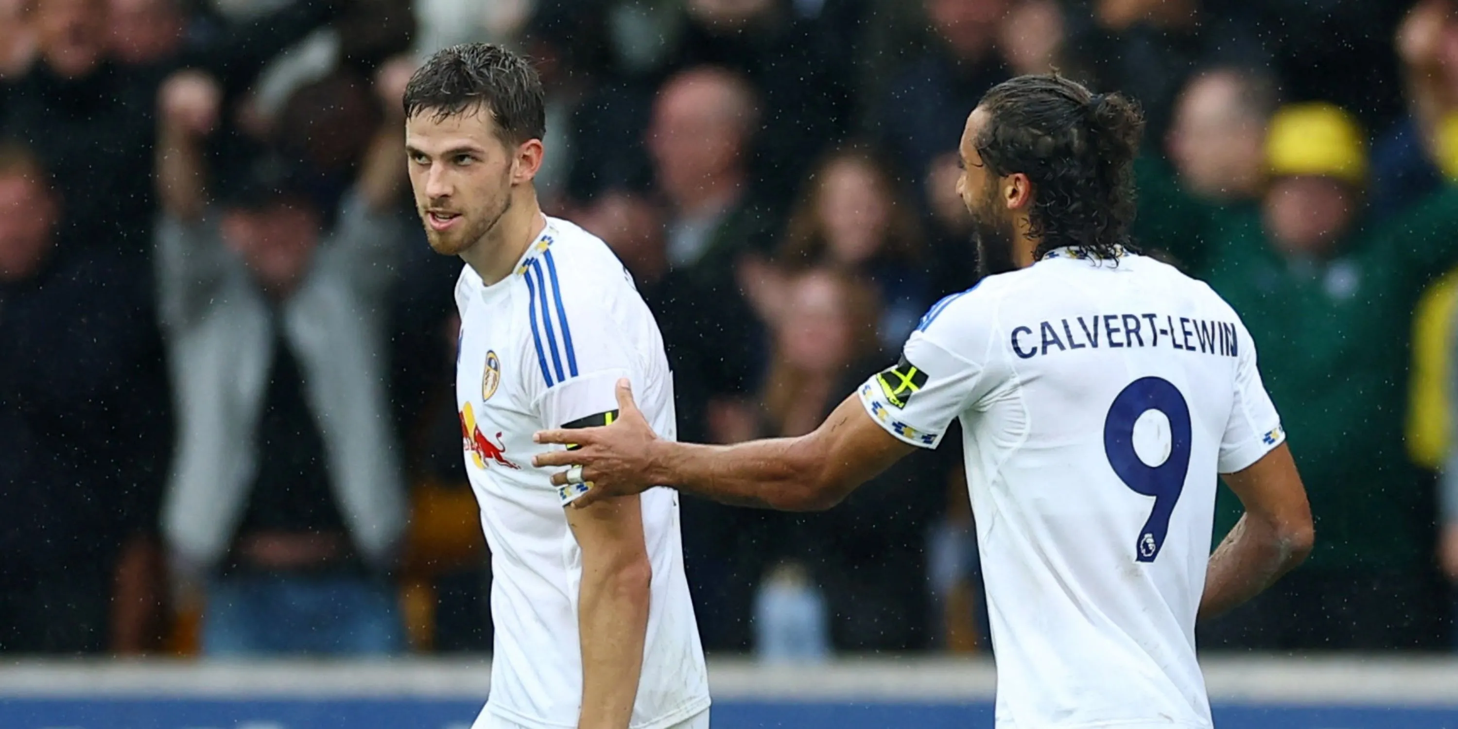 Cầu thủ Anton Stach trong màu áo Leeds United mùa giải này